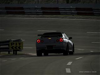 ���� �������饤�� GT-R M-spec Nur 2002